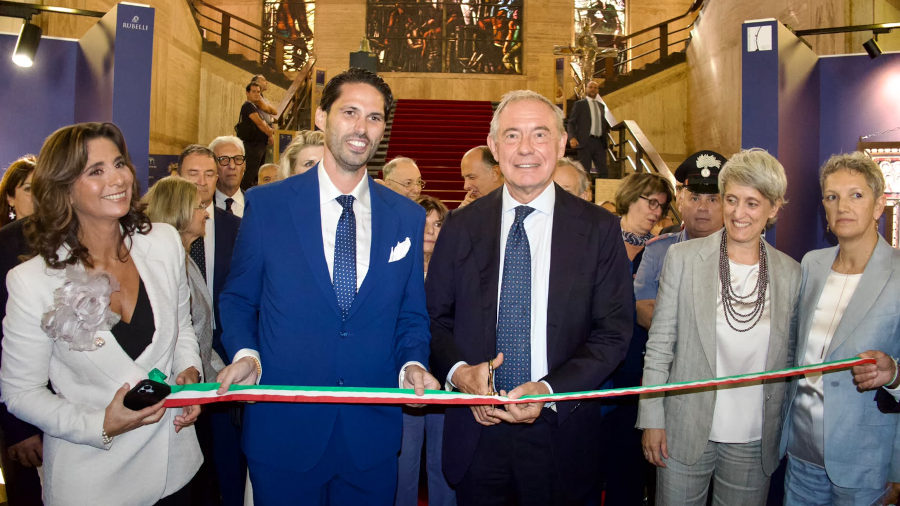 Il Ministro Urso inaugura la mostra su San Francesco con la Scuola di Restauro di Botticino